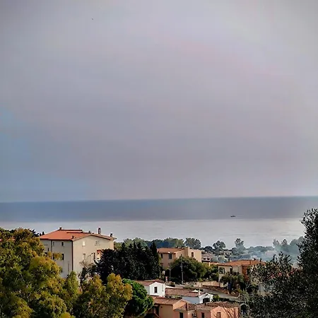 Anna, Trilocale A Con Splendida Vista Mare 부도니